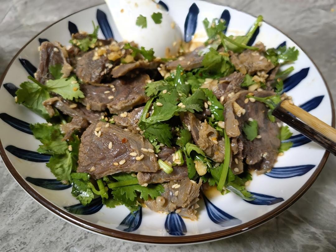 香菜拌牛肉