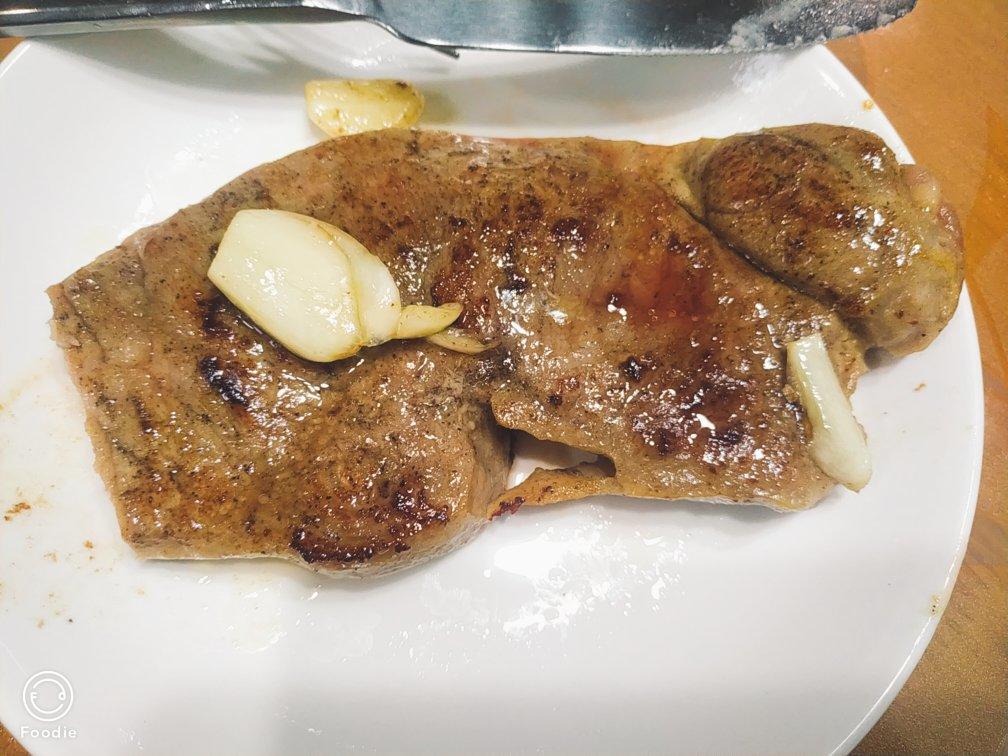 好吃到哭的煎牛排