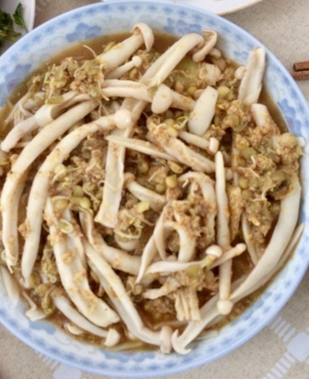 无油烧海鲜菇小扁豆芽的做法