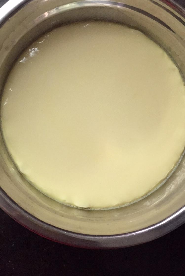 牛奶炖蛋