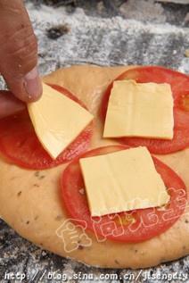 芝士番茄面包的做法 步骤7