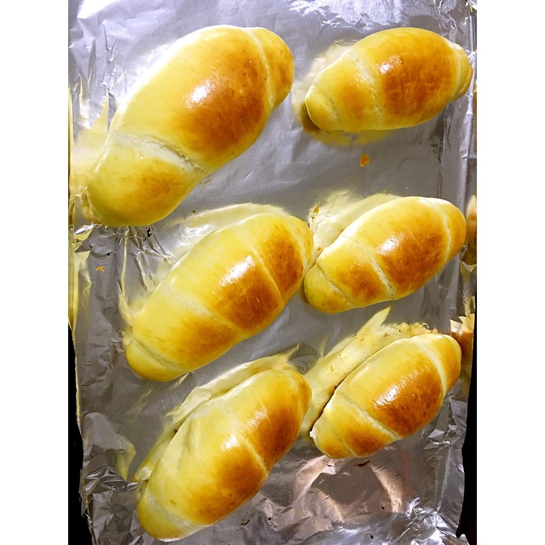 黄油面包卷