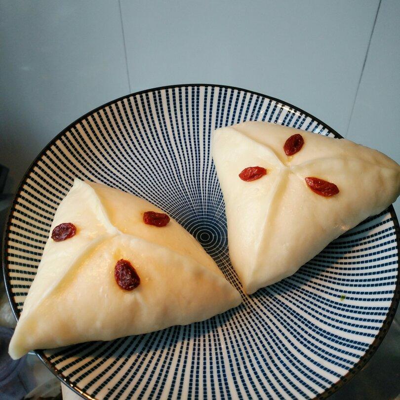 牛奶玫瑰糖三角