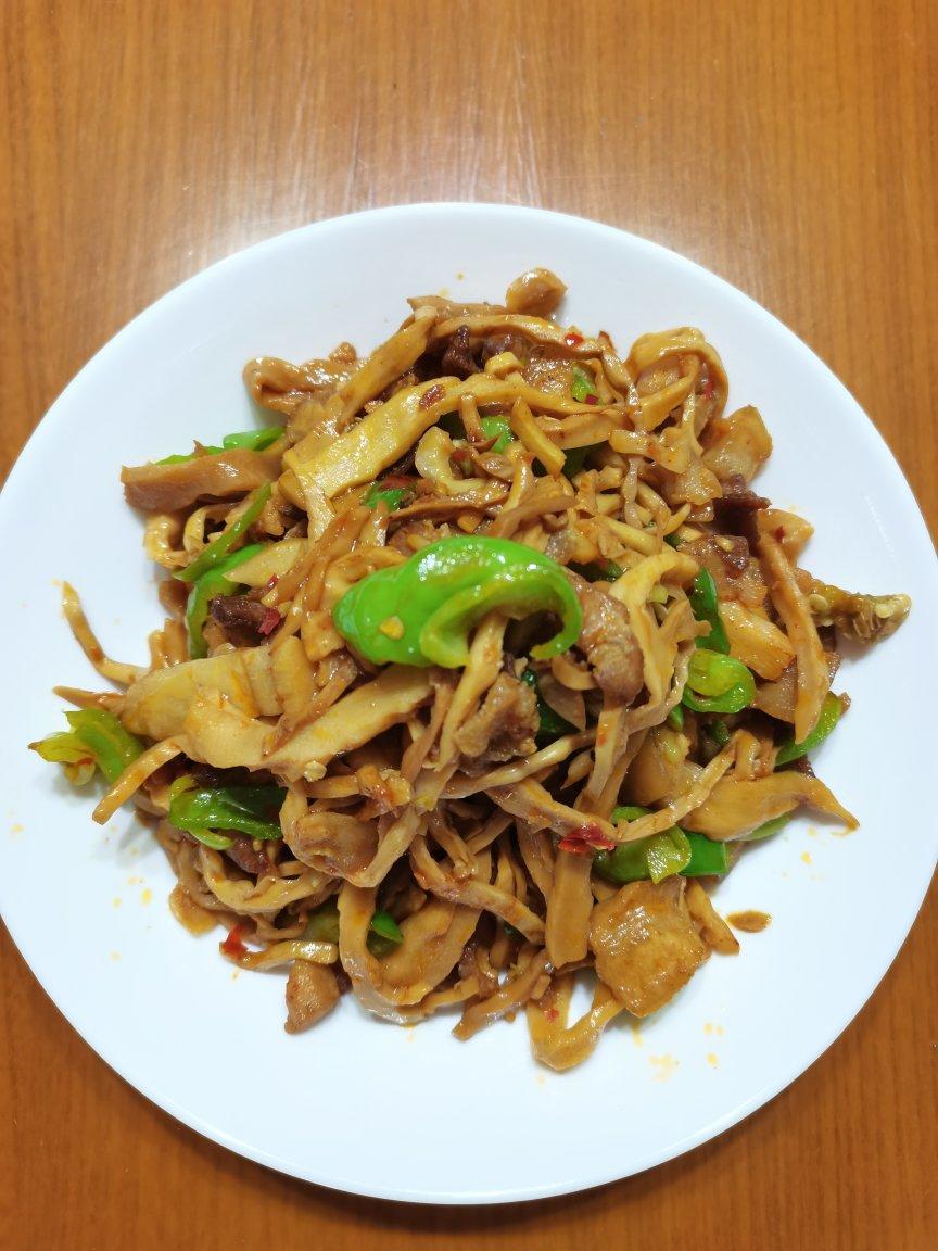 笋干回锅肉