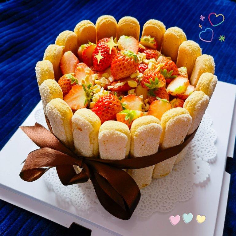 【全网最全合集】搬运🍓漂亮的草莓蛋糕~草莓季装饰灵感图