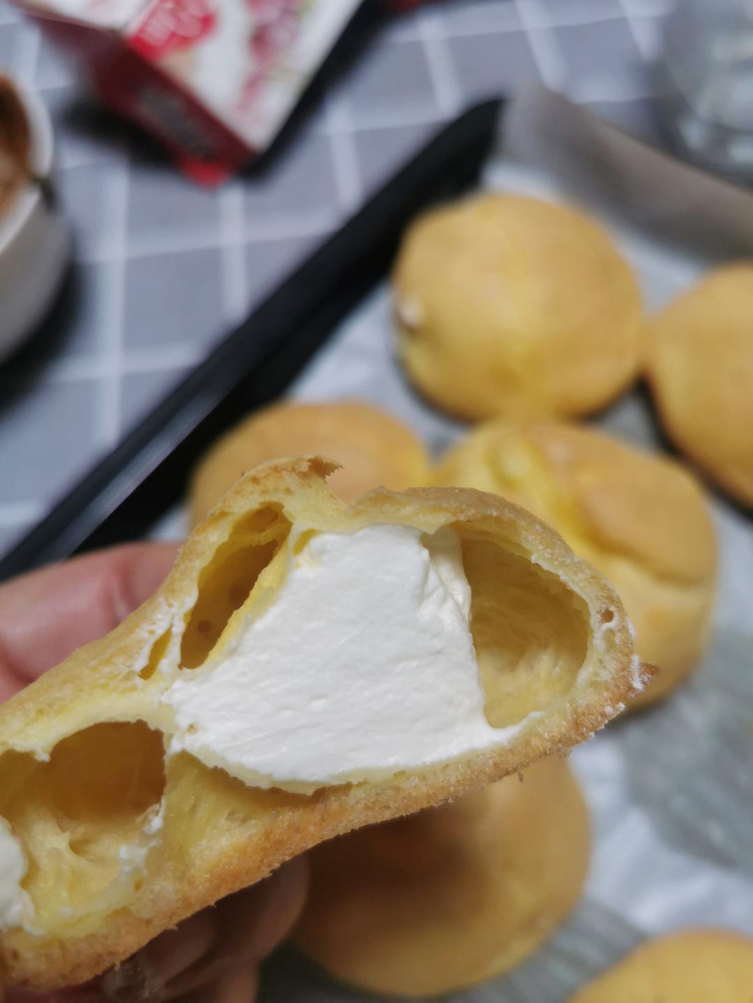 简单易成功的奶油小泡芙做法