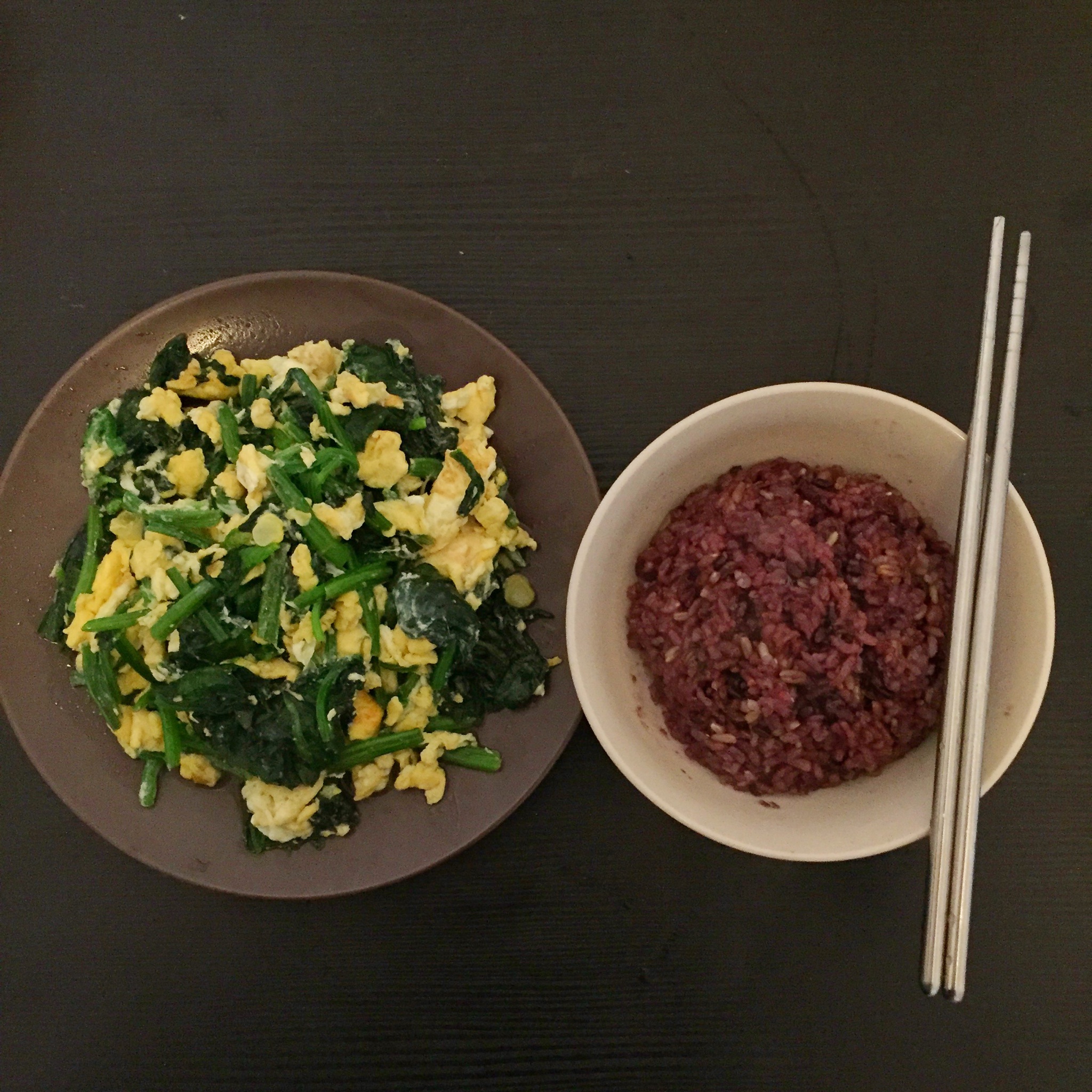 菠菜炒鸡蛋