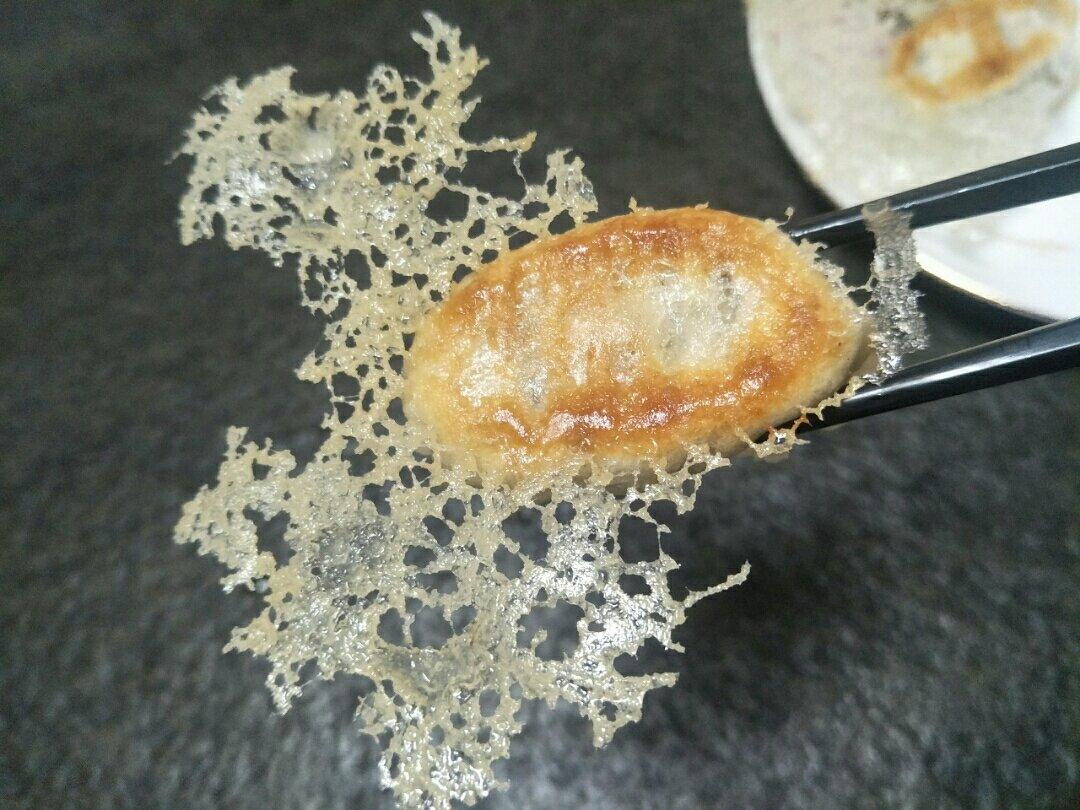冰花蕾丝煎饺