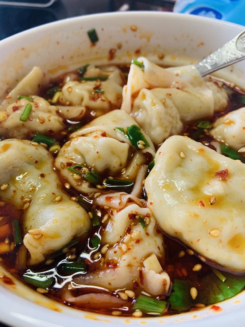 酸汤水饺