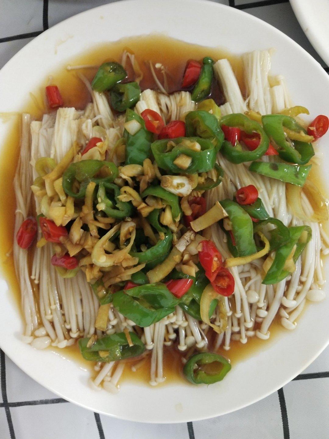低脂低卡的凉拌金针菇