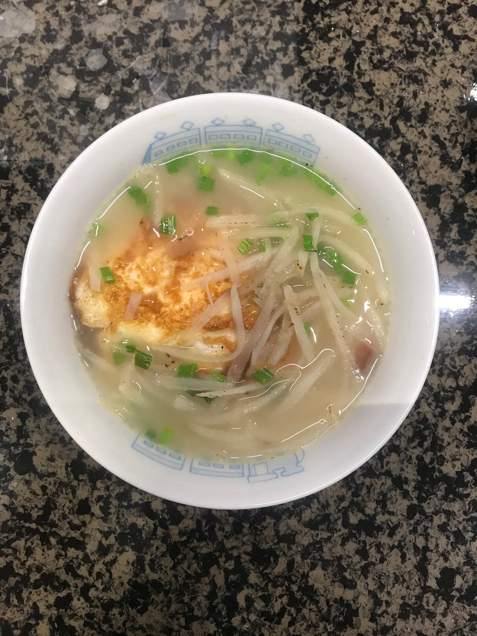 黄磊同款萝卜丝煎蛋汤
