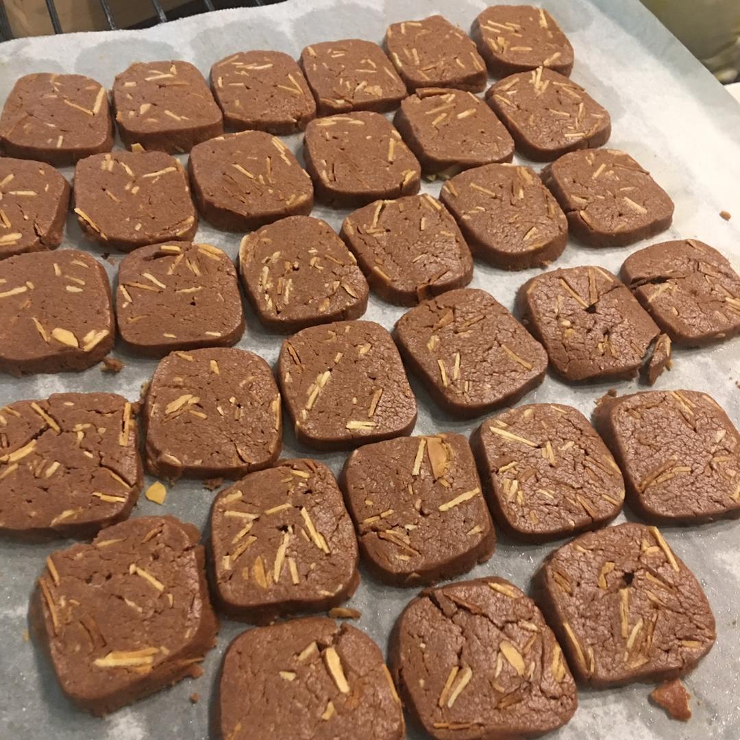 巧克力杏仁饼干（懒人版）