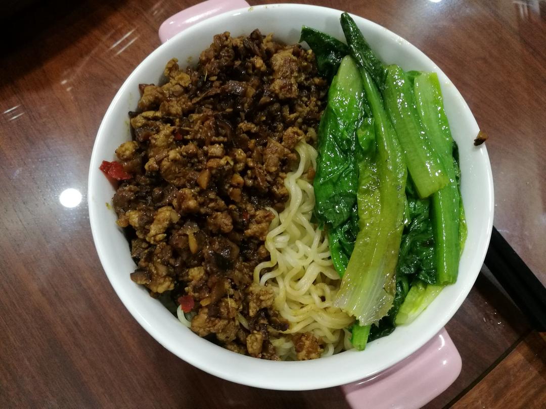 炸酱面