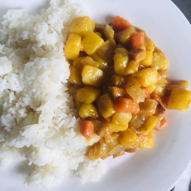 咖喱土豆饭