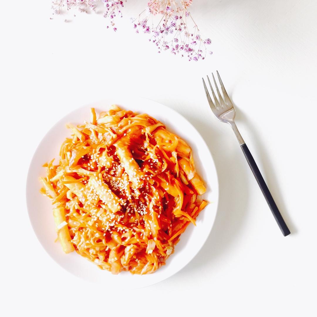 辣味金针菇炒年糕