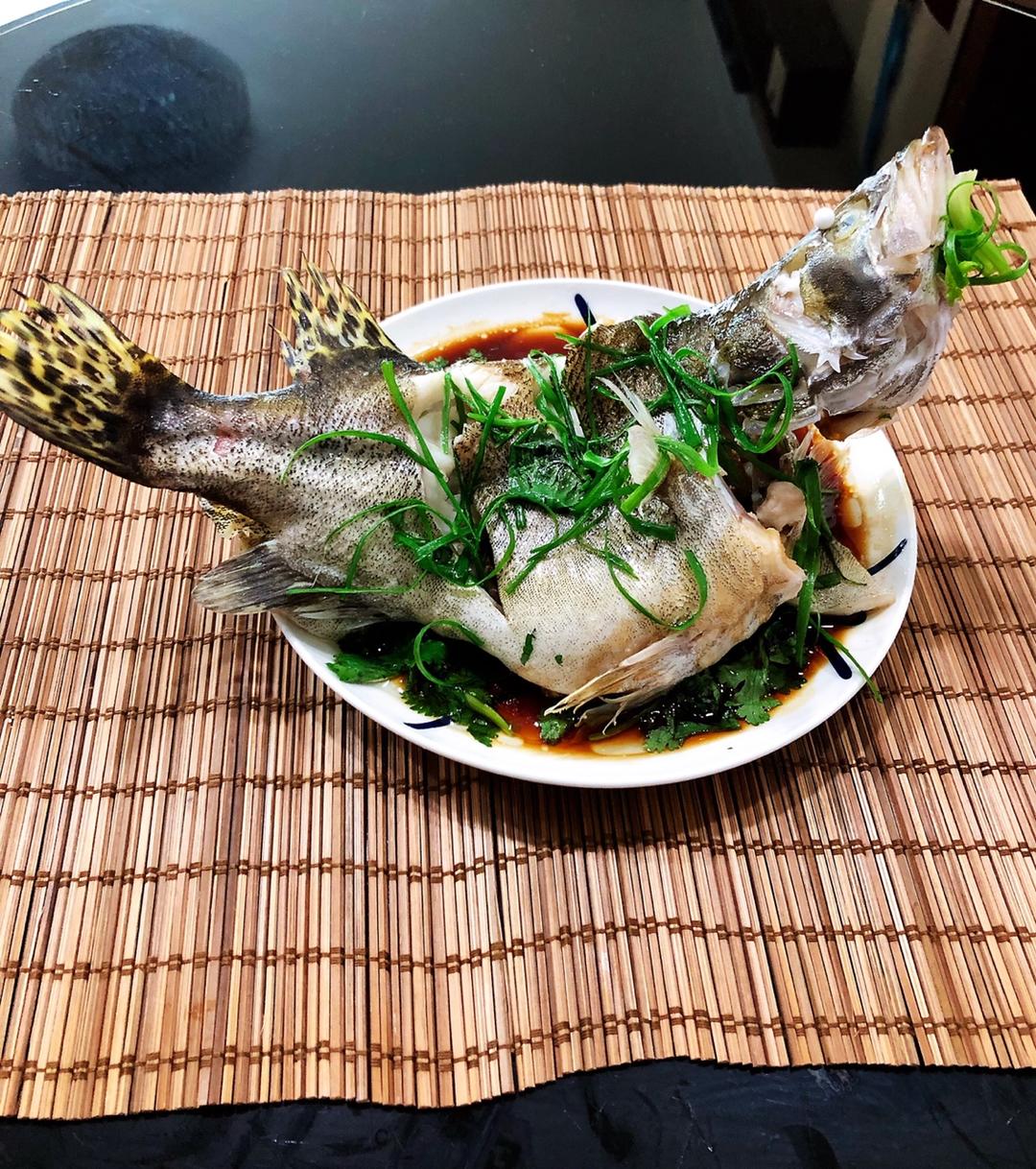 清蒸鱼（鲈鱼/多宝鱼/桂花鱼/石斑鱼……）