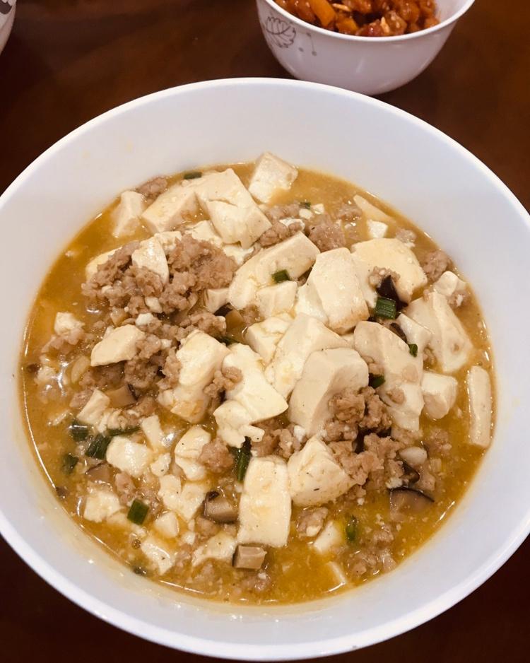 超级下饭的香菇肉沫豆腐