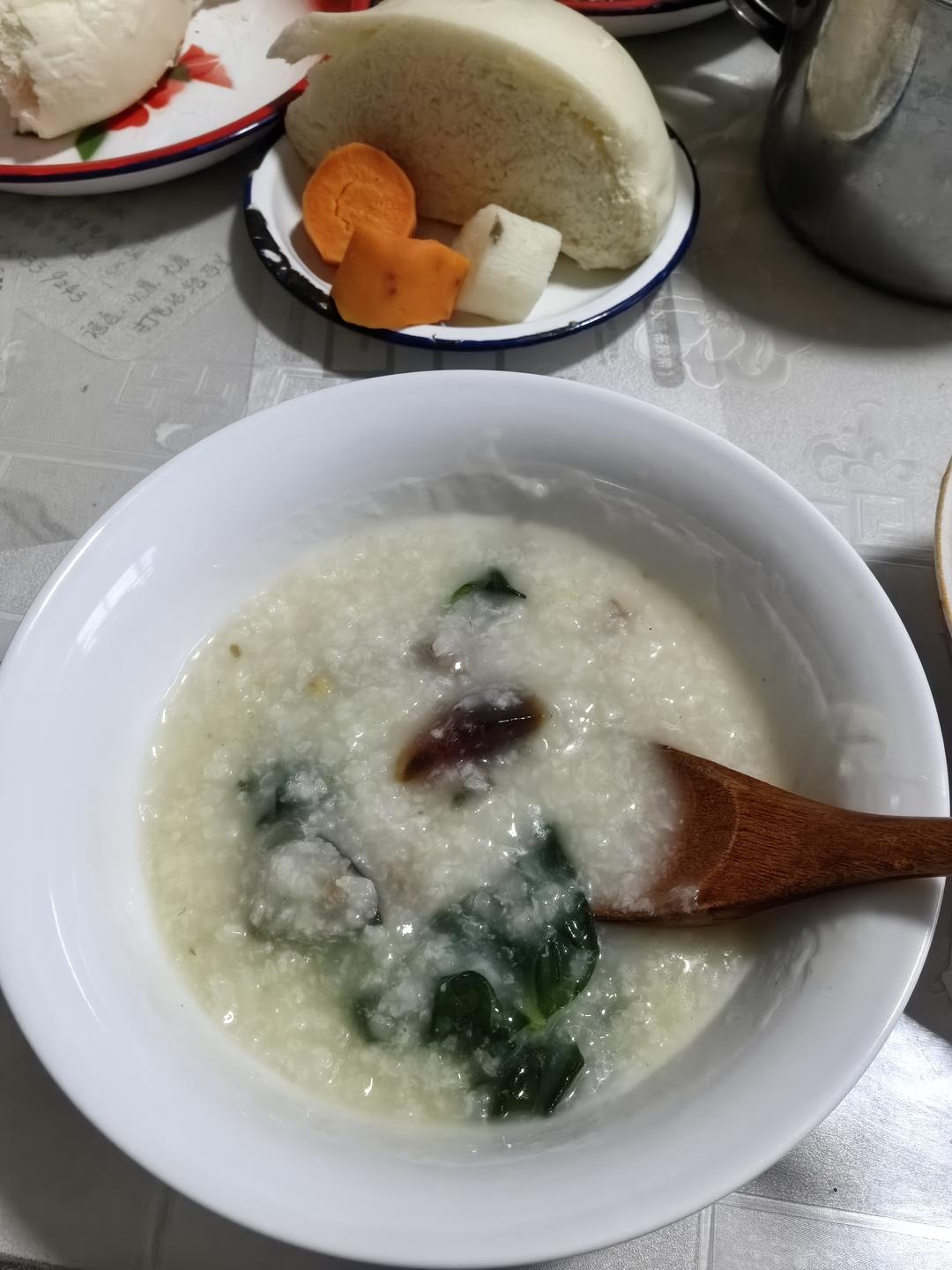十五分钟快手之香滑皮蛋瘦肉粥(附五分钟电饭煲电压力锅更快捷方法)