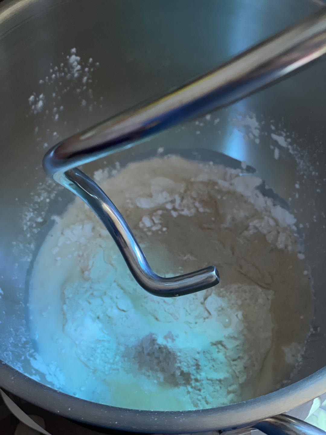 纯奶手撕吐司的做法 步骤1