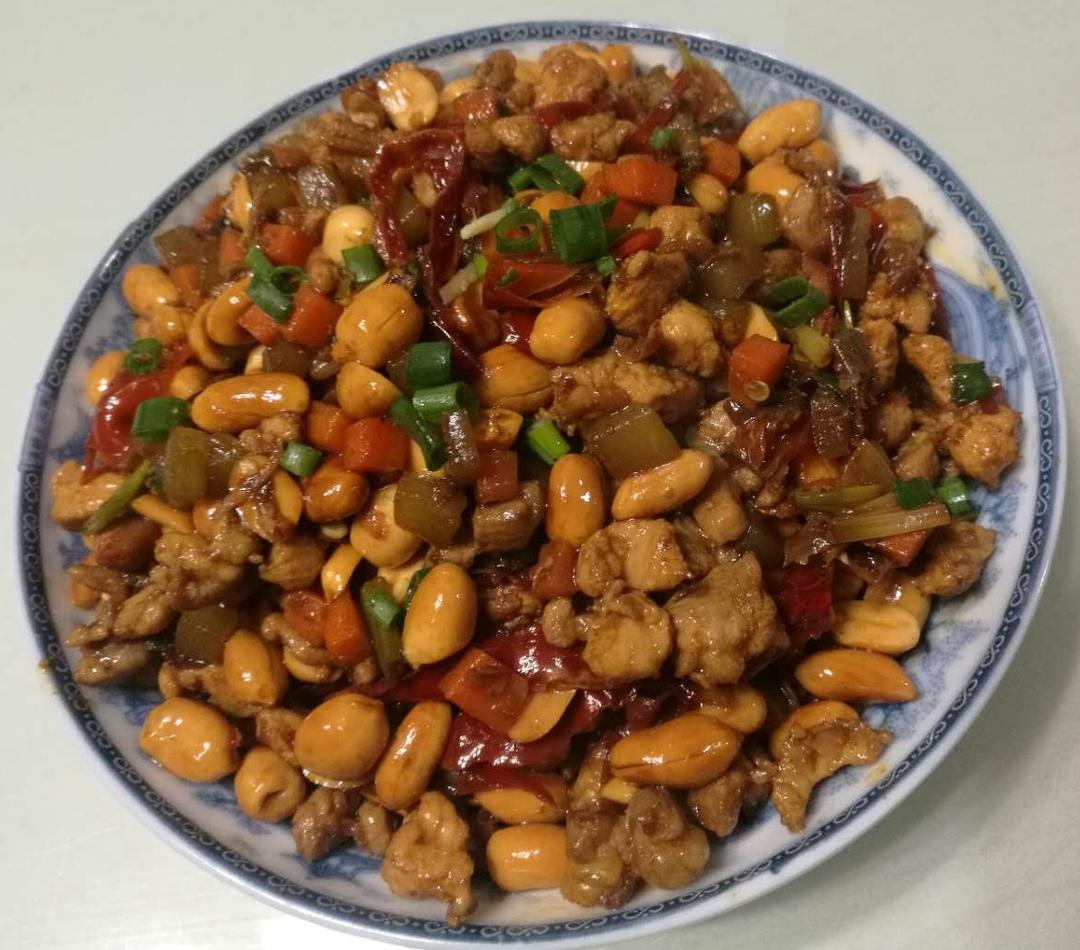 酸甜香辣的宫爆鸡丁的做法