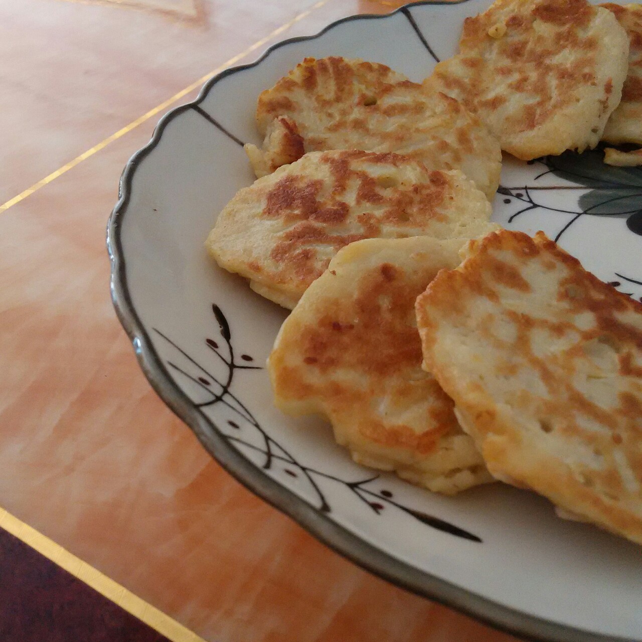 苹果松饼（一岁以上宝宝食用）