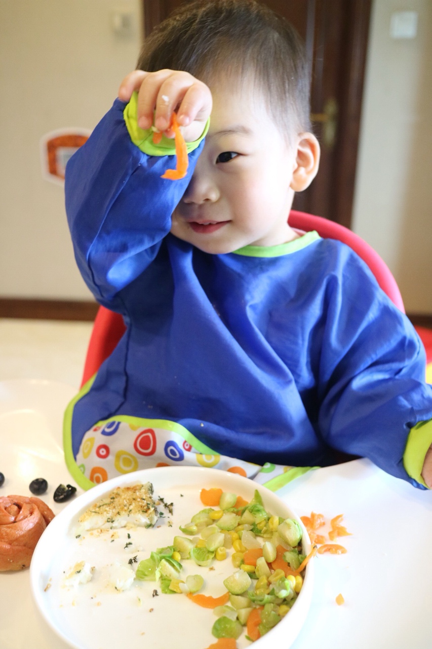 孢子甘蓝小炒（1岁以上宝宝辅食）的做法 步骤8