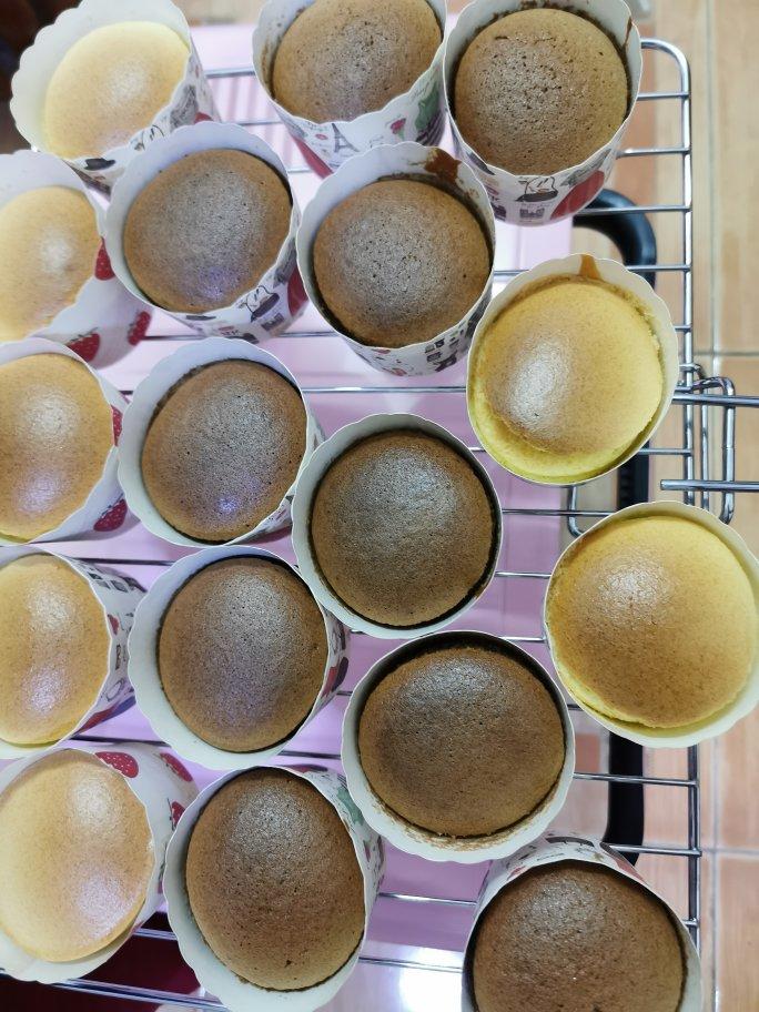 纸杯蛋糕 8寸戚风蛋糕的量