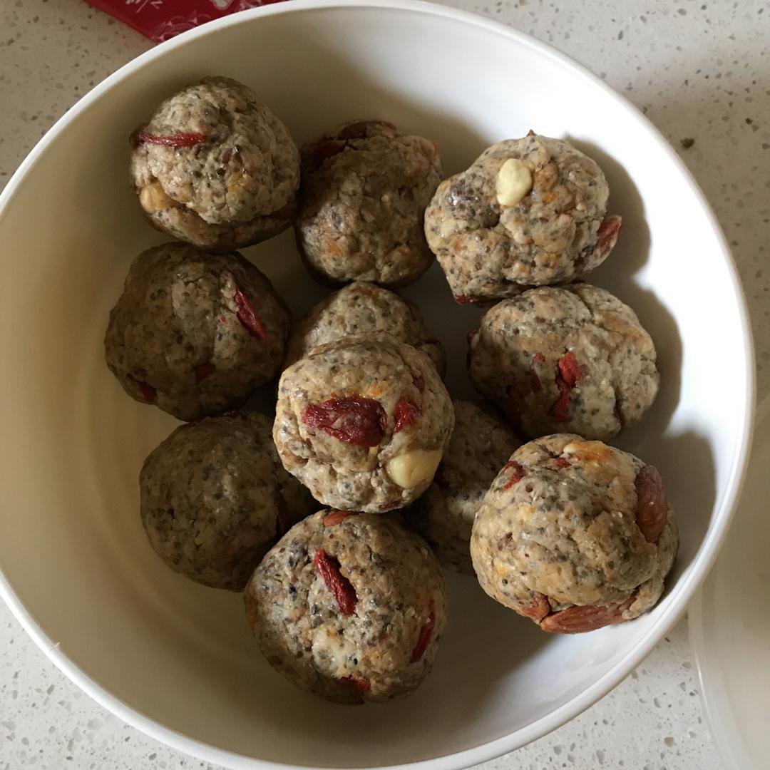 花生酱枸杞能量球