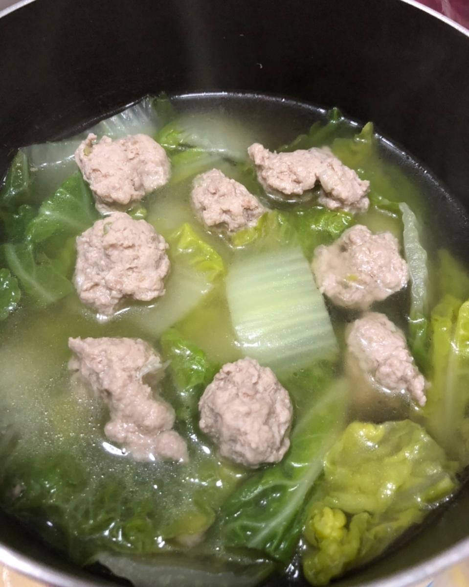 肉丸子大白菜汤