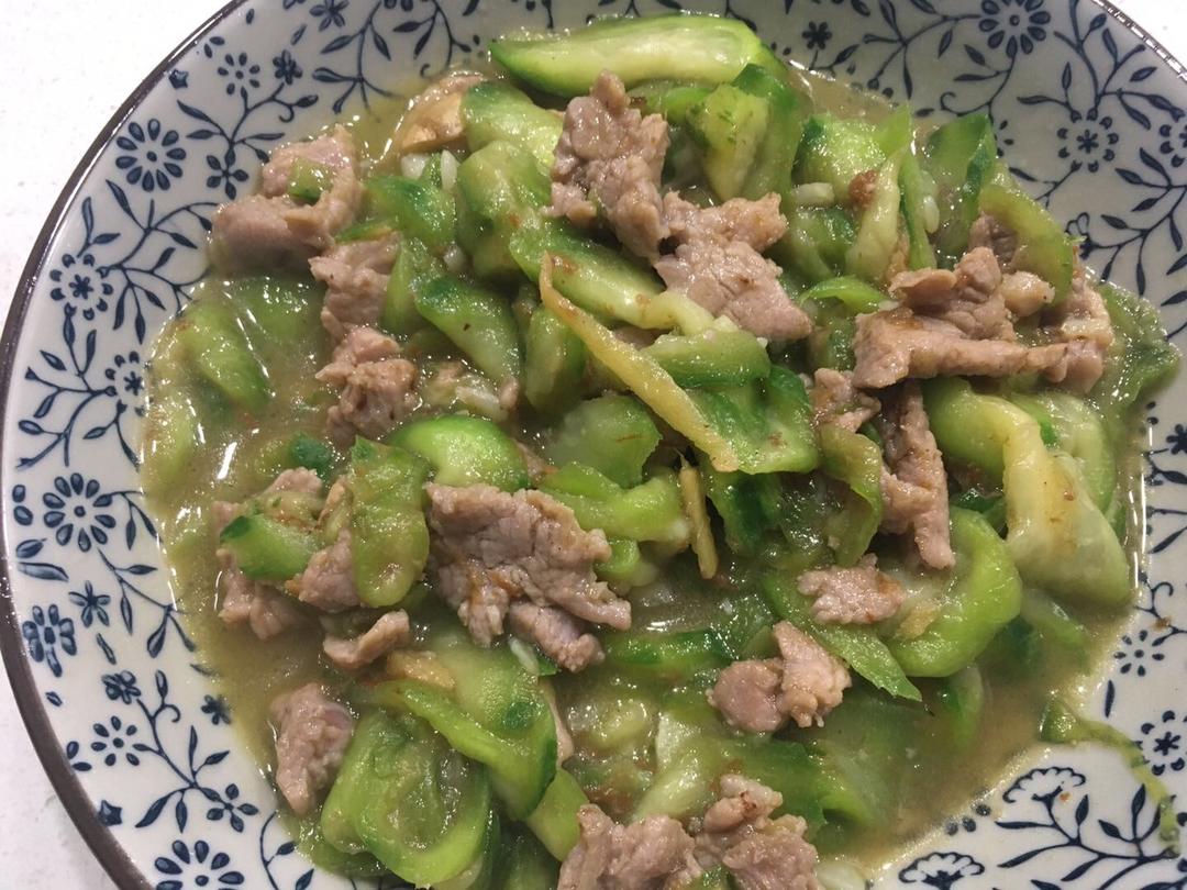 丝瓜炒肉（清淡）
