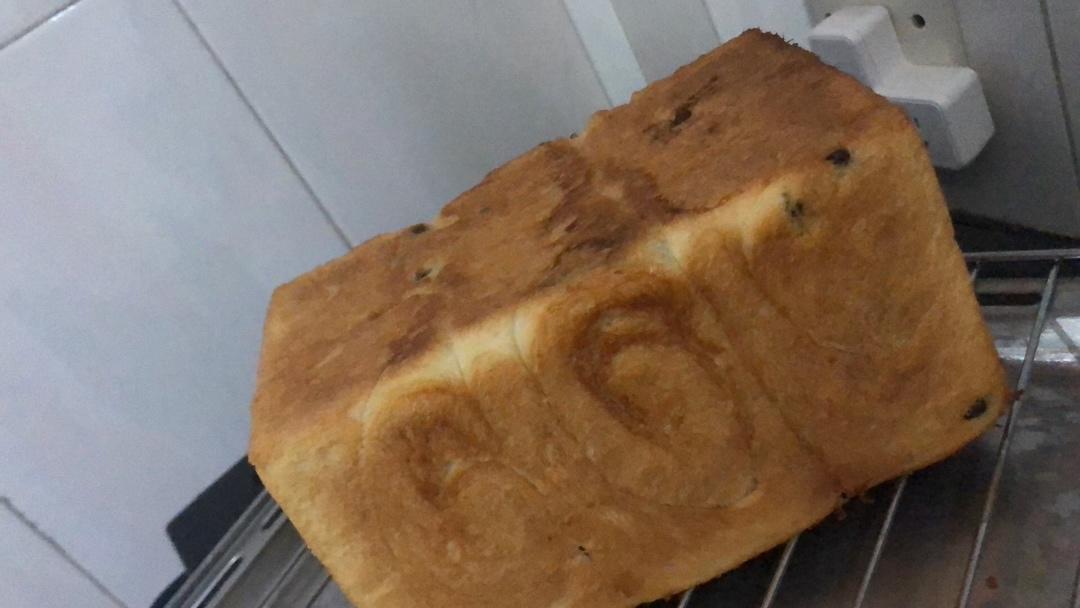 日式生吐司，软到不行，太好吃了😋