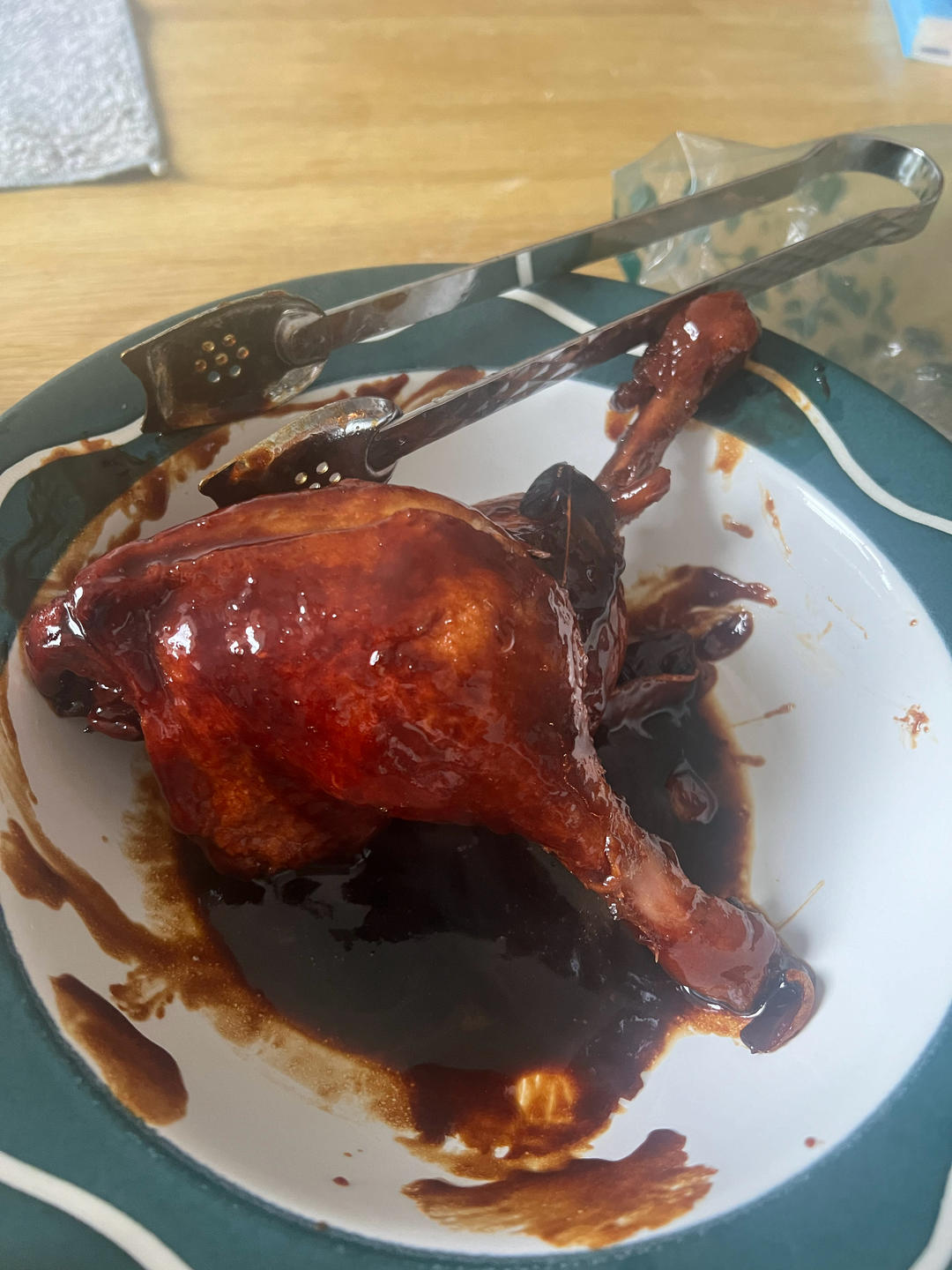 鸭腿这么做，一口气吃两个都不够😍