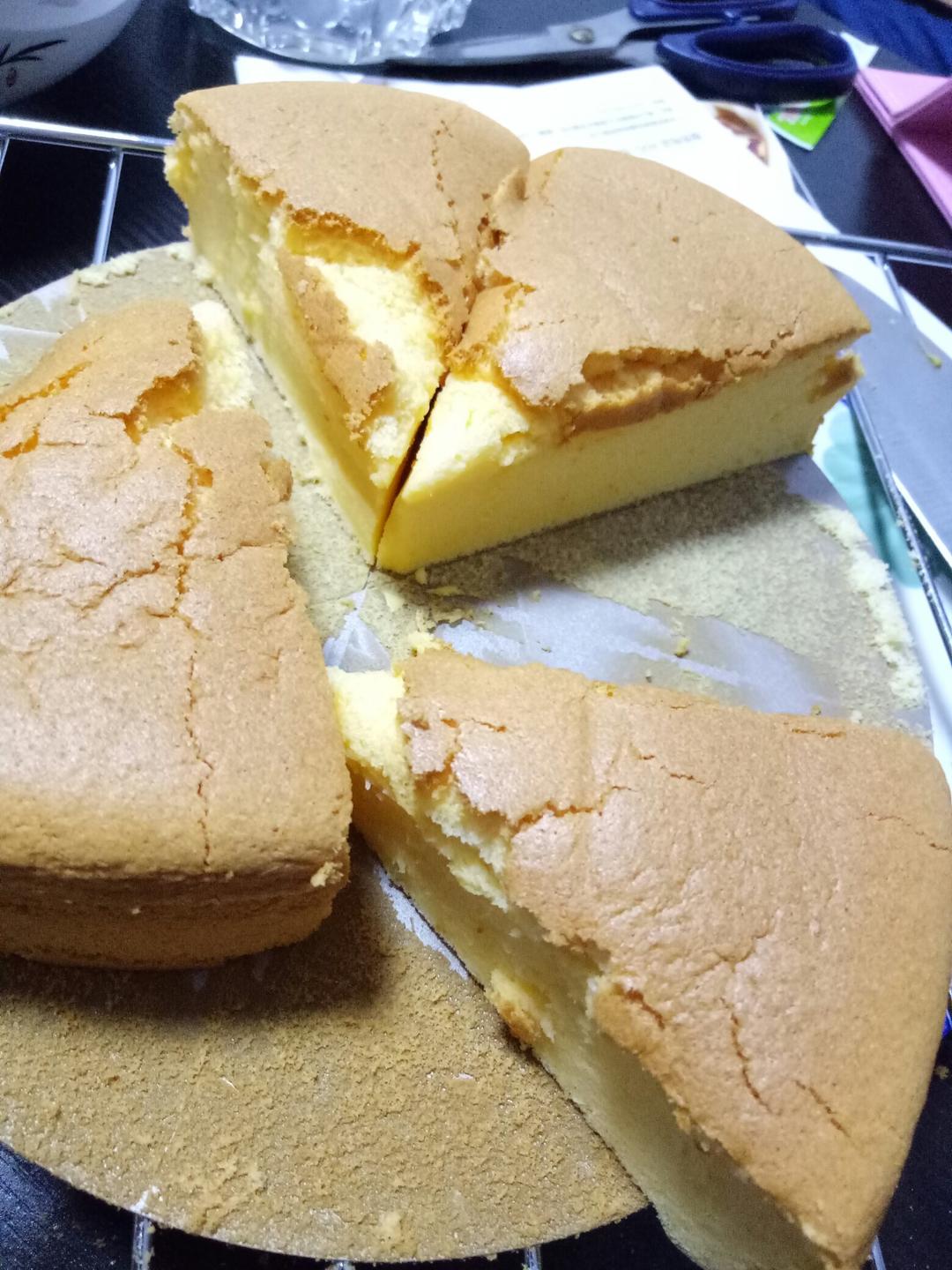 烤箱做蛋糕（戚风蛋糕的做法）