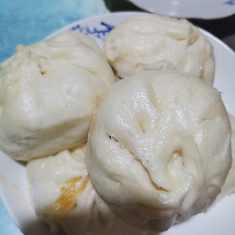 抹嘴的茄子馅包子，酱香味儿香掉眉毛-视频