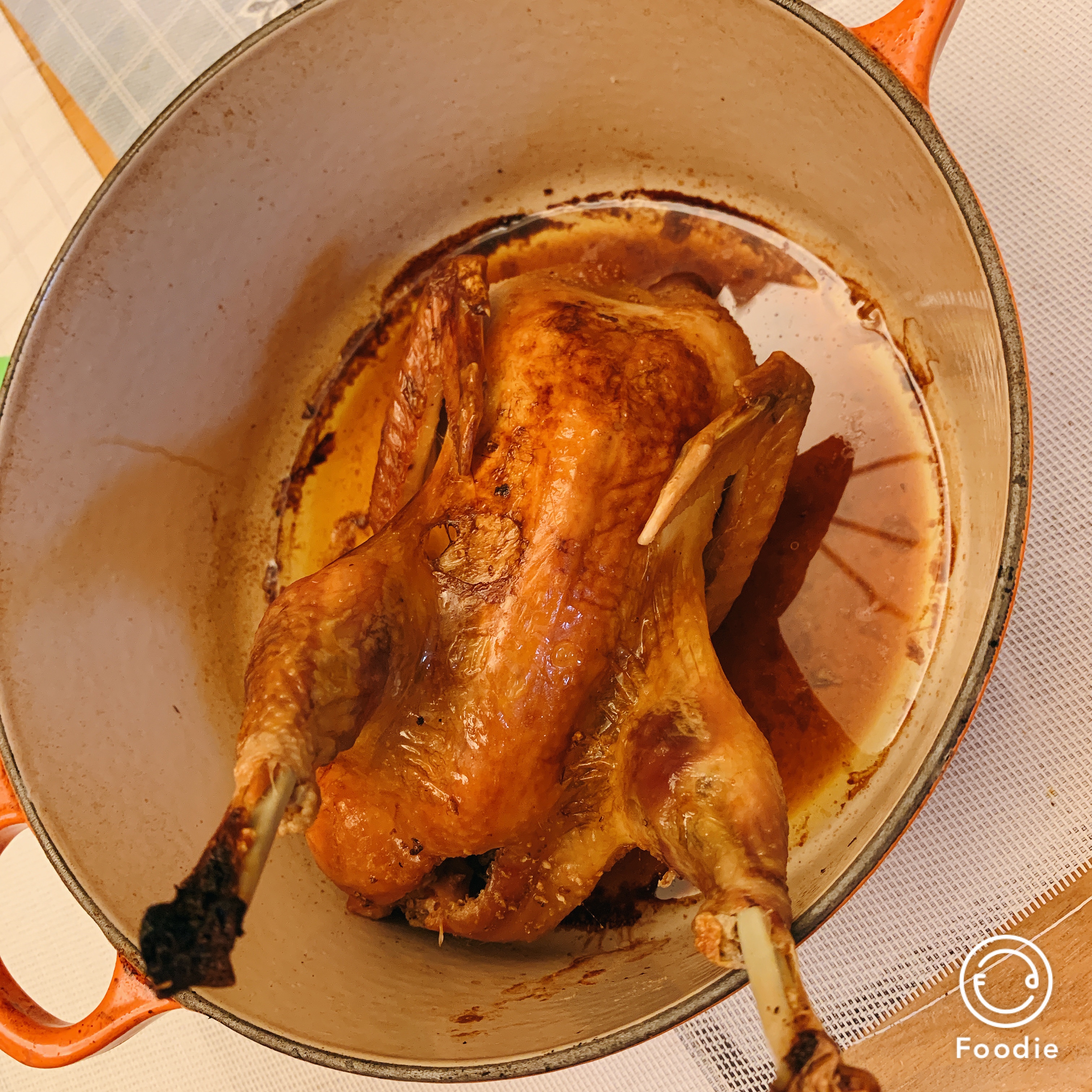 铸铁锅烤箱盐焗鸡的做法