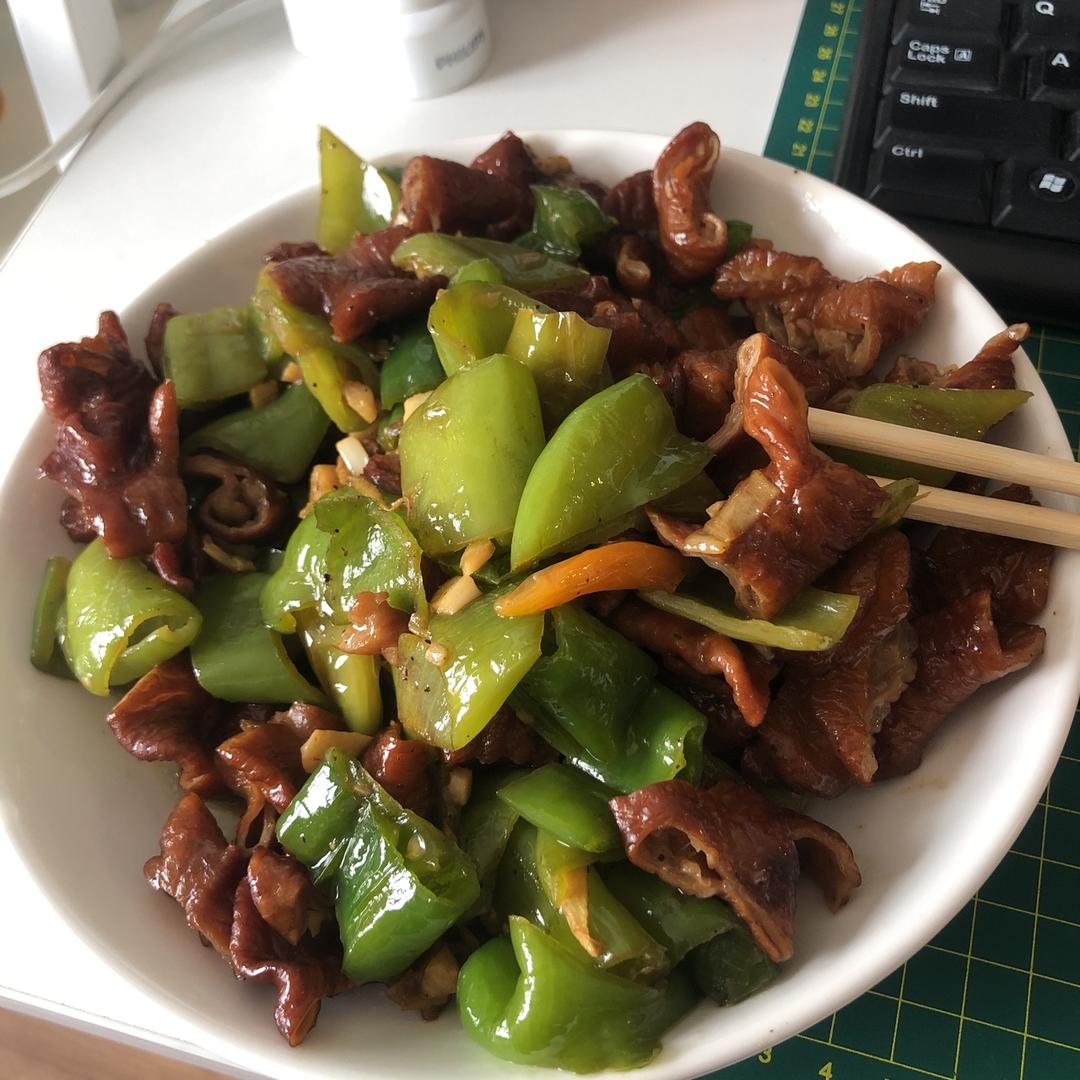 尖椒肥肠，不油不腻及挑尖椒秘方