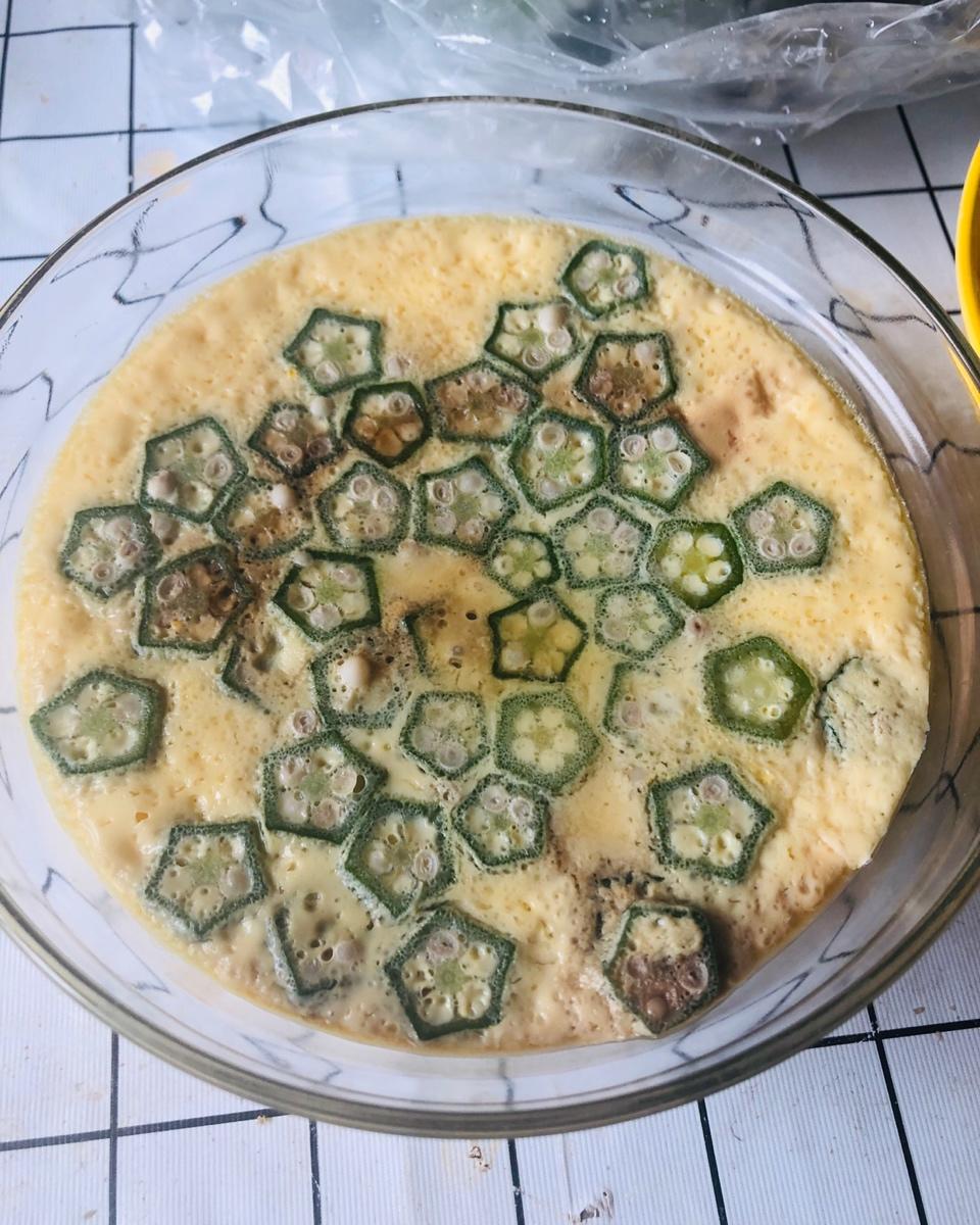 颜值控-做一朵开在碗里的花秋葵蒸水蛋