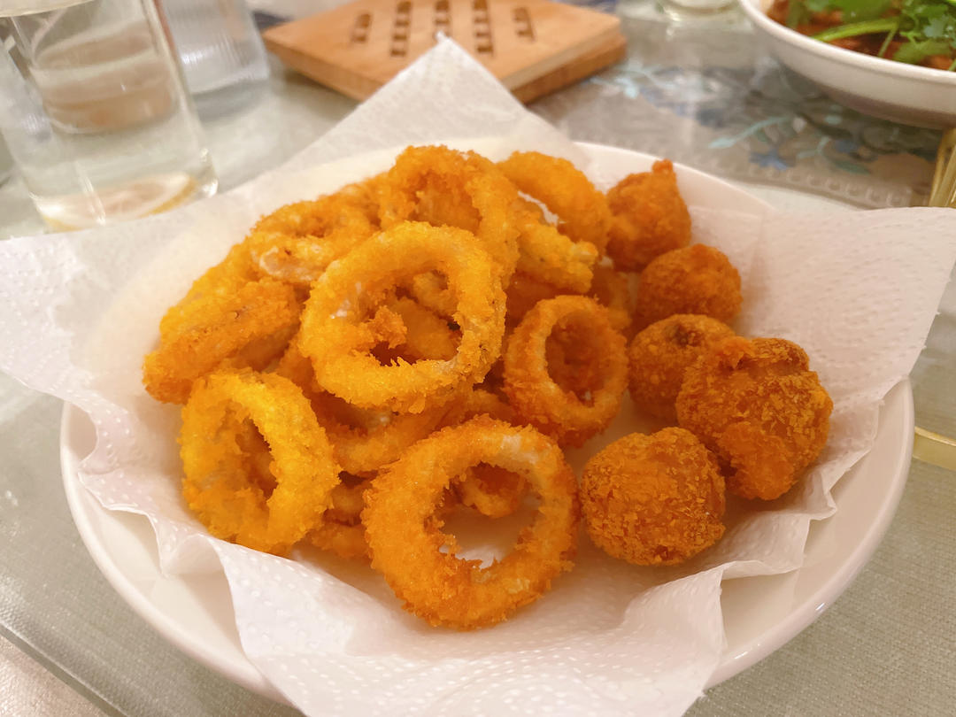 酥炸鱿鱼圈——好吃到停不了口