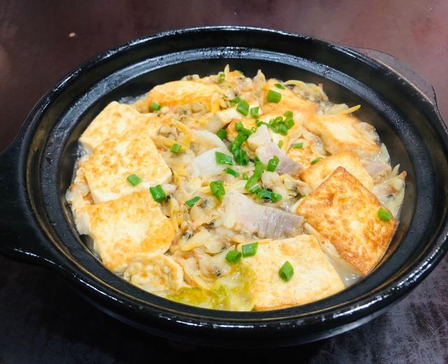 咸肉蛤蜊干白菜炖豆腐的做法