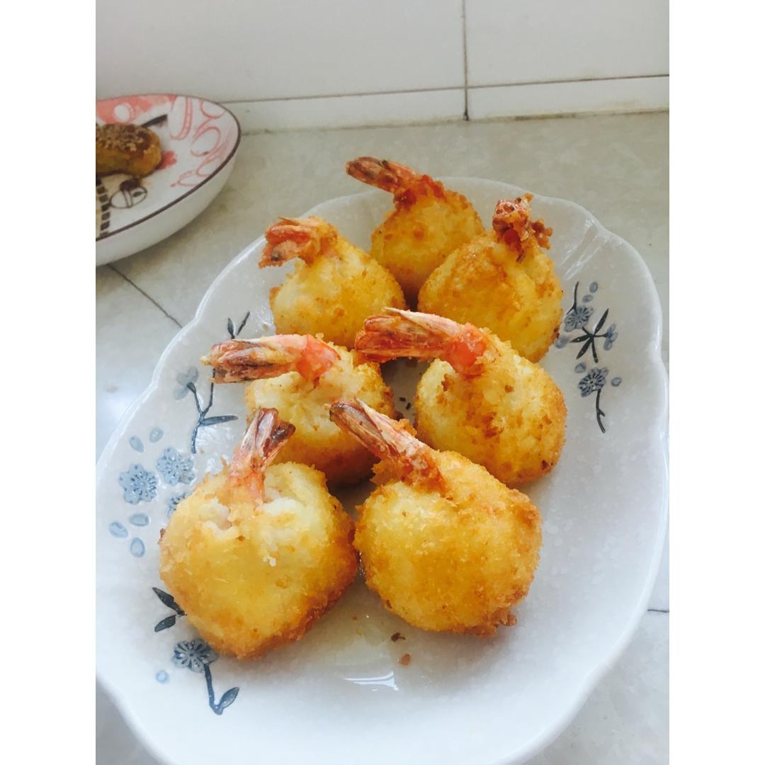土豆泥鲜虾球