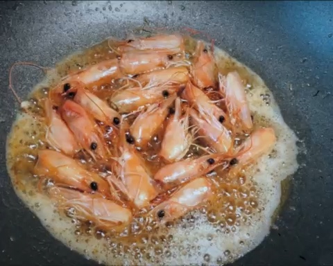 快手海鲜砂锅粥的做法