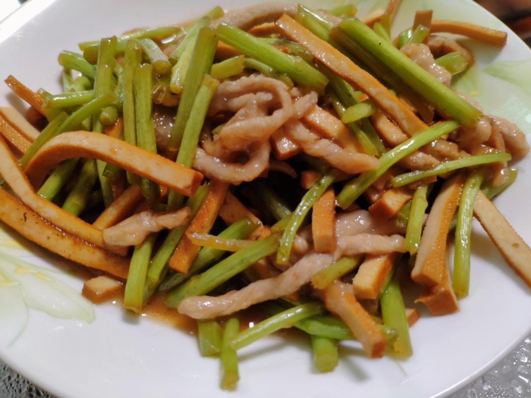 芦蒿炒香干