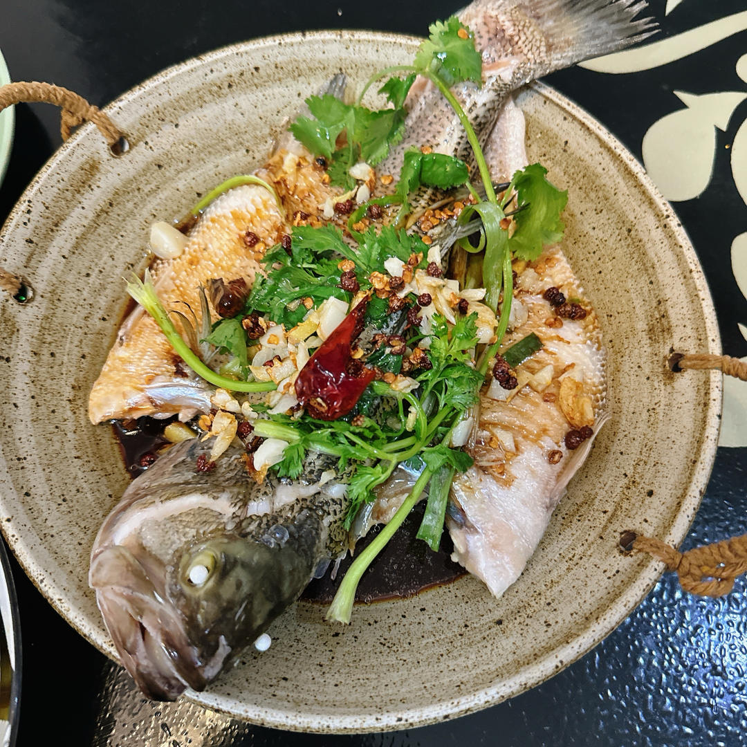 10分钟做 清蒸鲈鱼 （附切鱼图解）