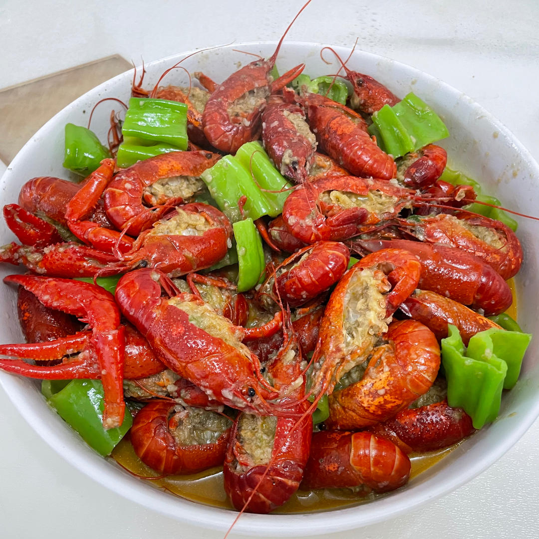 正宗淮安人的蒜泥龙虾（做菜的关键在于细节，超详细步骤）