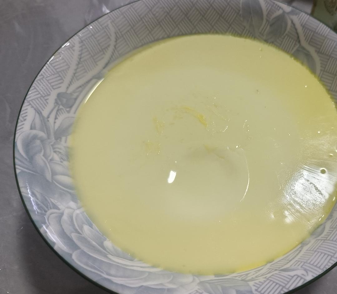 牛奶蒸蛋