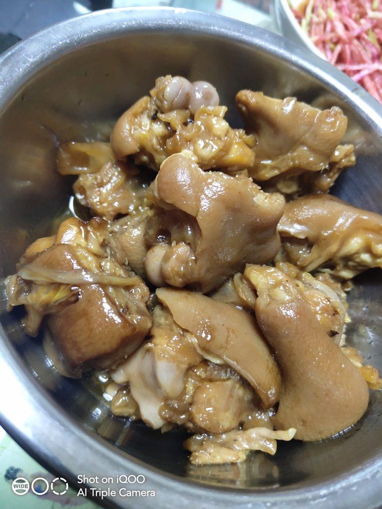 美味的家常菜：红烧猪蹄