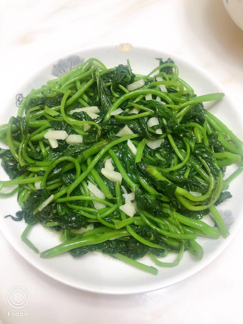 蒜蓉地瓜叶