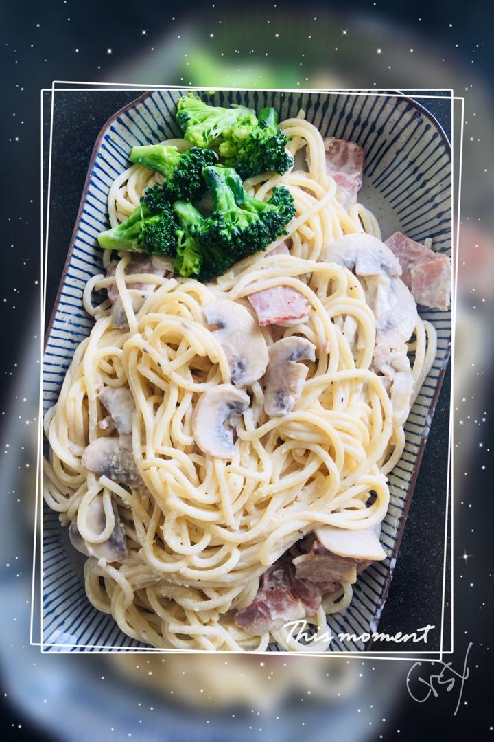 西餐大厨分享的奶油蘑菇培根意面秘方！