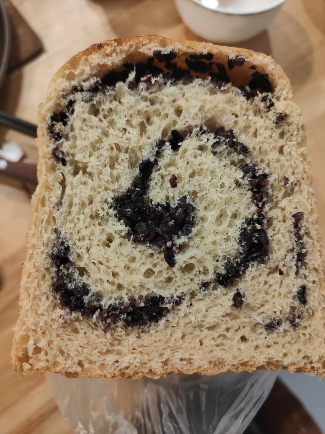 超软紫米小面包，柔软拉丝早餐包，三天不变硬，附万能紫米馅儿自用配方