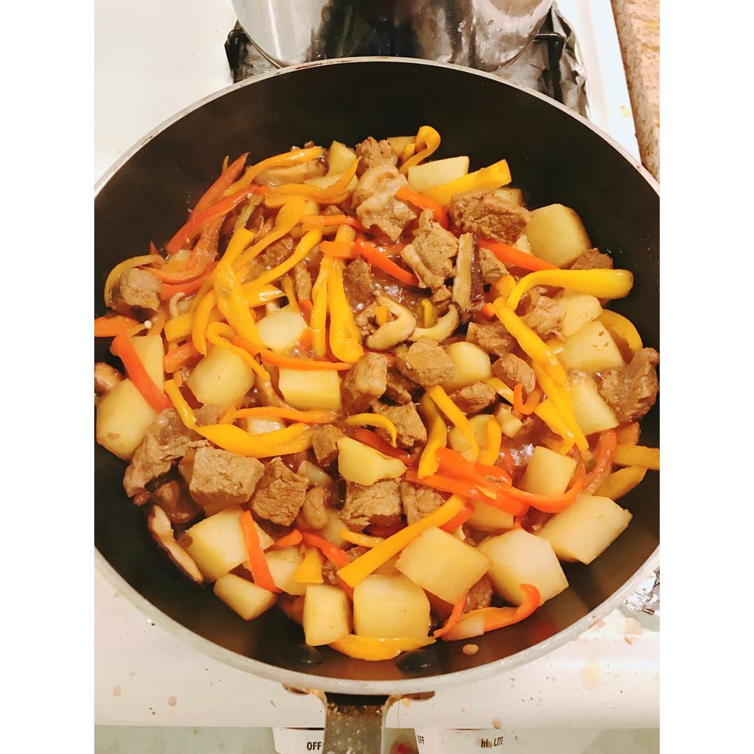彩椒牛肉粒